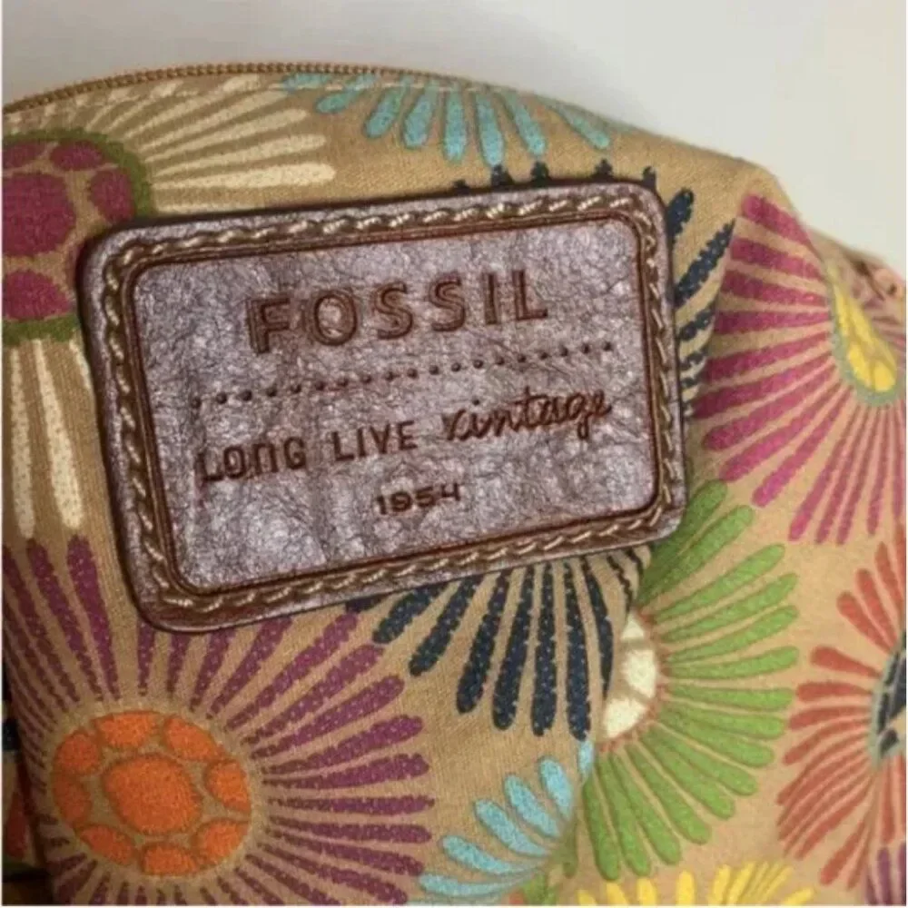 Fossil Multi-Colored Raffia Straw Shoulder Bag with Leather Straps Wood Accents